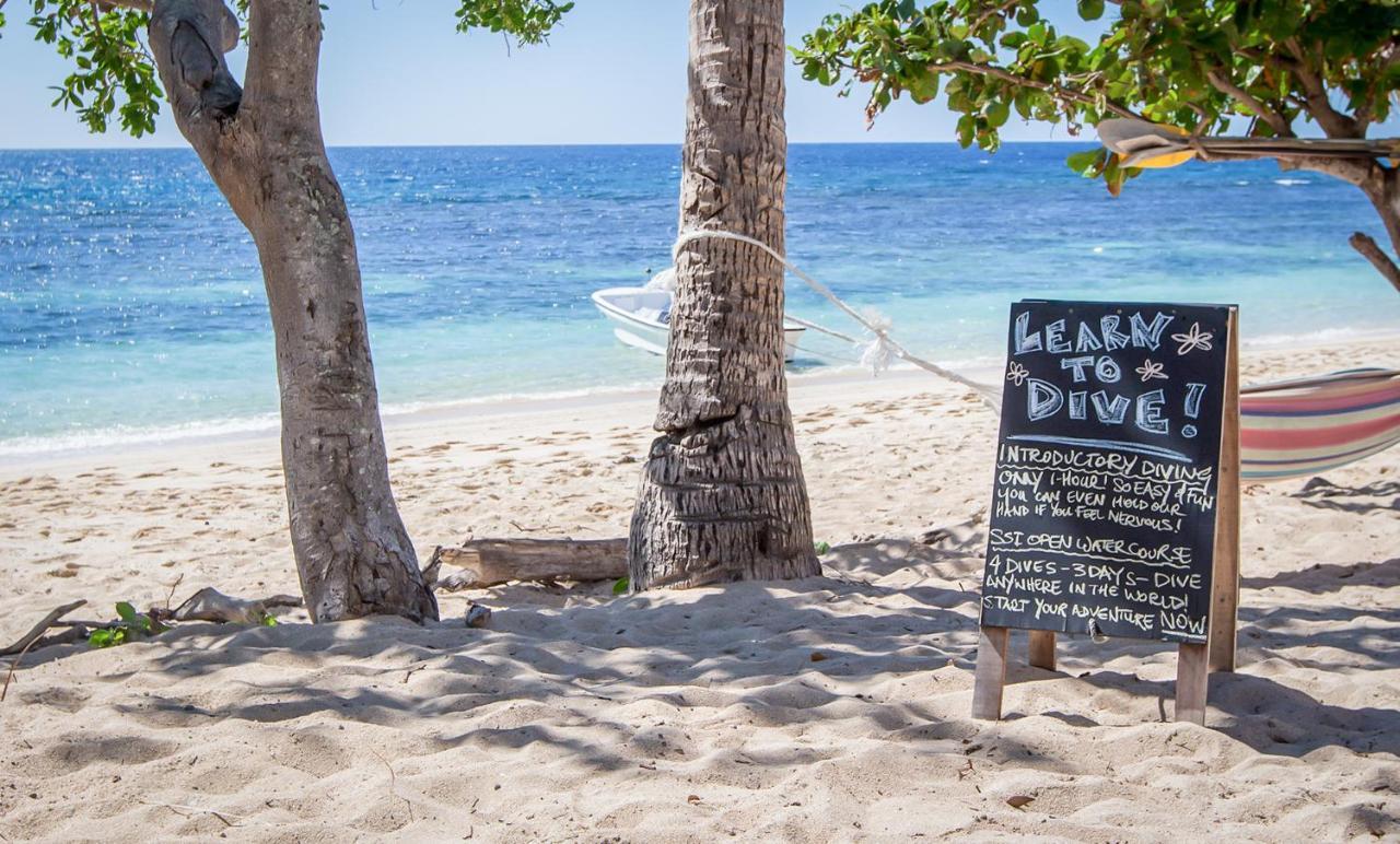 Barefoot Kuata Island Resort Ngoại thất bức ảnh