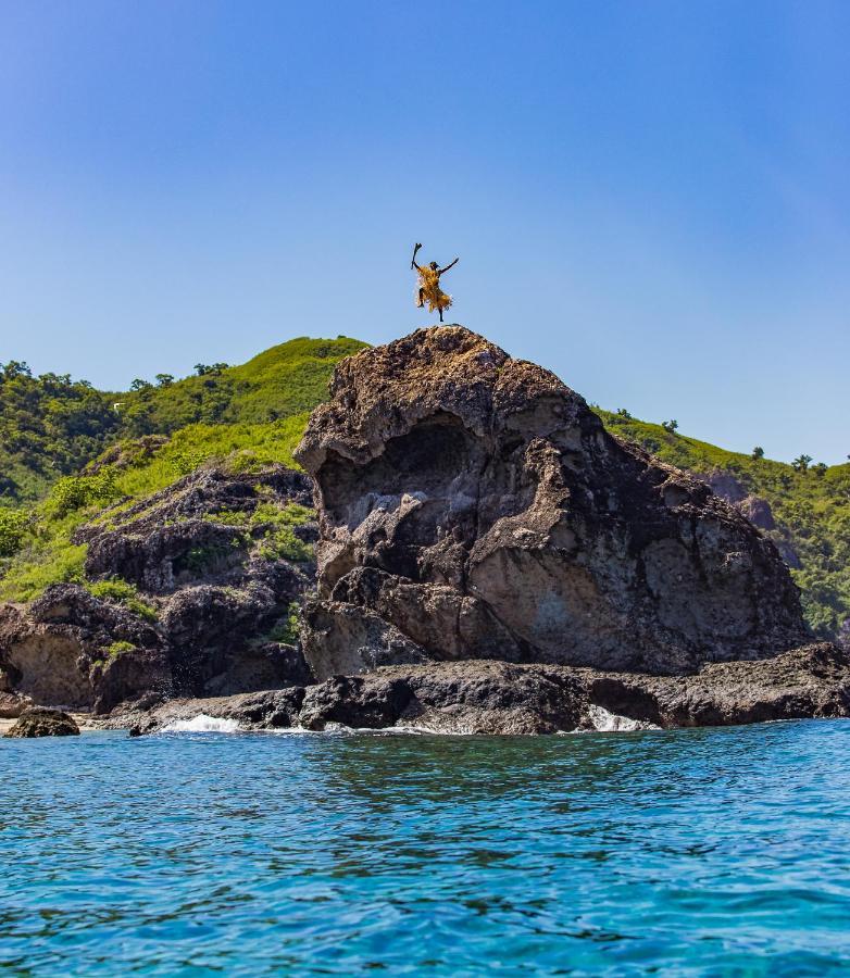Barefoot Kuata Island Resort Ngoại thất bức ảnh