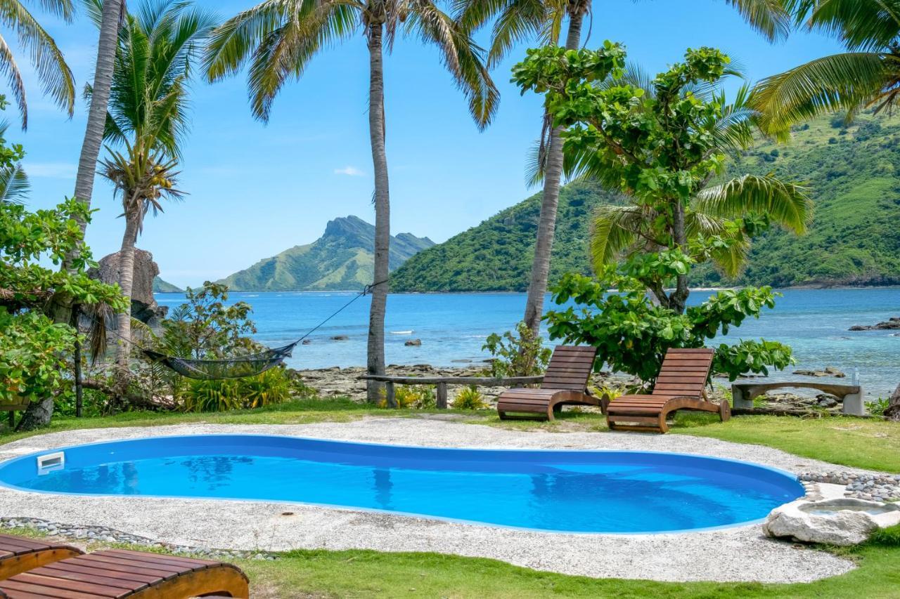 Barefoot Kuata Island Resort Ngoại thất bức ảnh